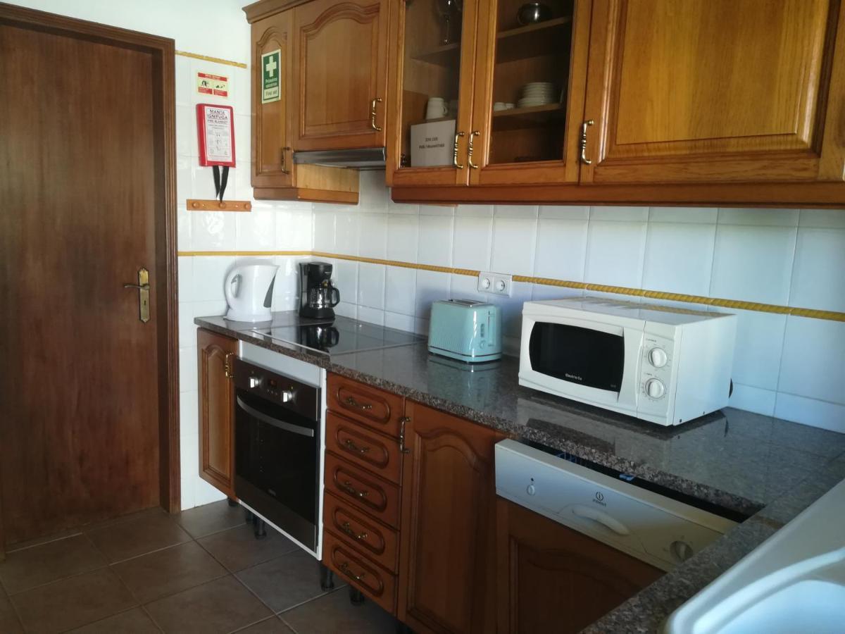 אלבופיירה Holiday House מראה חיצוני תמונה